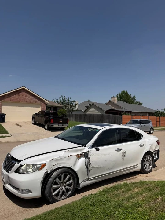 2009 Lexus LS 4th Gen - Image 2 of 7