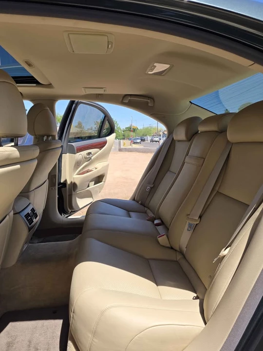 2009 Lexus LS 4th Gen - Image 12 of 18