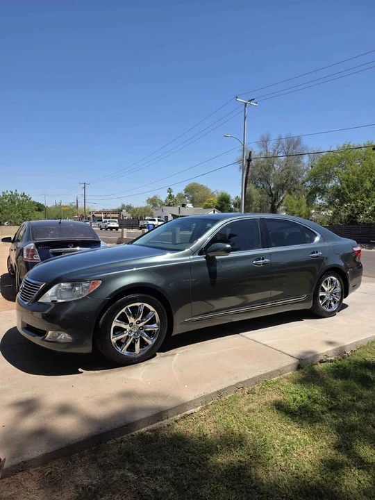 2009 Lexus LS 4th Gen - Image 2 of 18