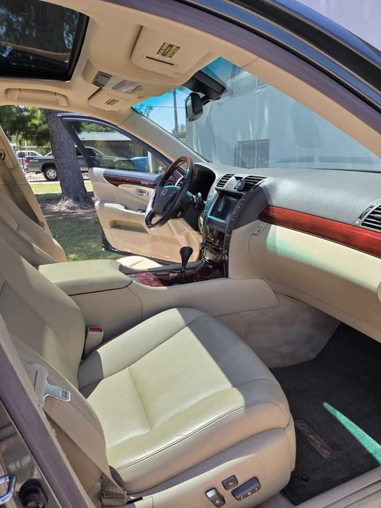 2009 Lexus LS 4th Gen - Image 9 of 18