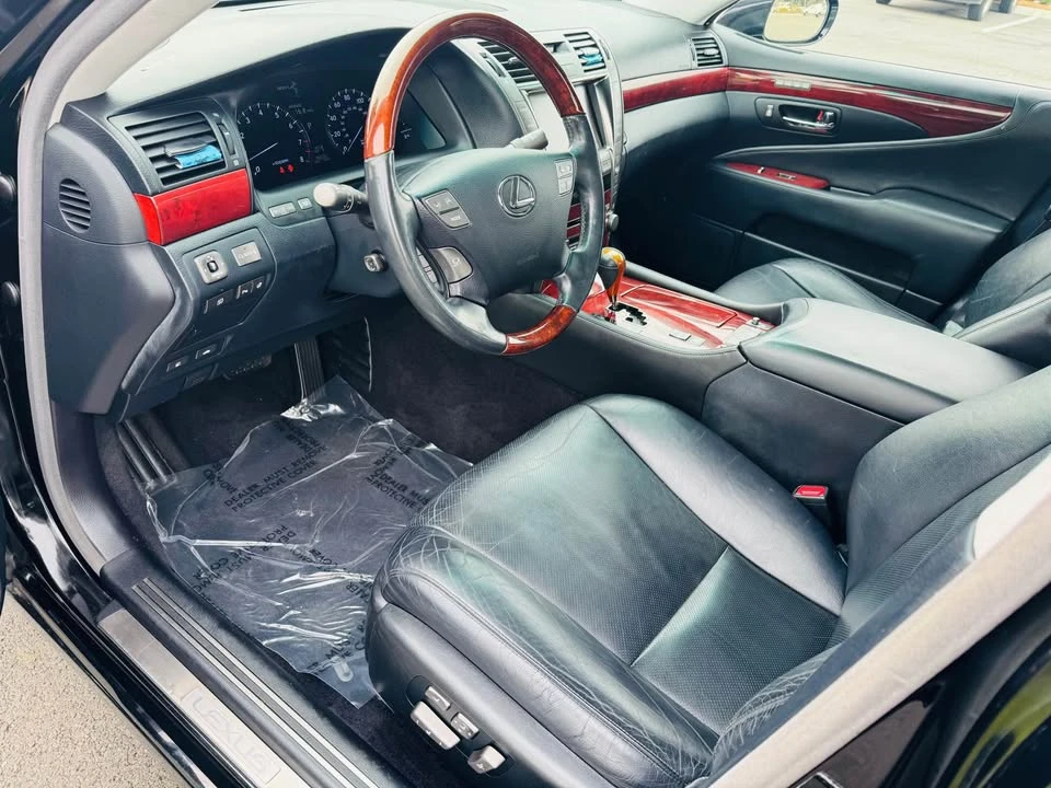 2009 Lexus LS 4th Gen - Image 8 of 17