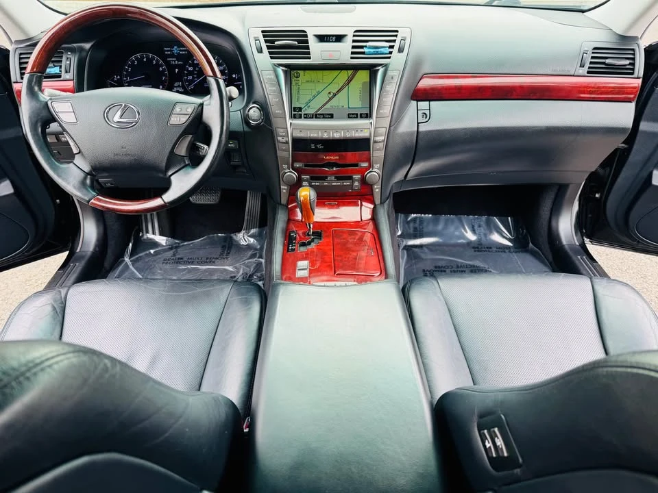 2009 Lexus LS 4th Gen - Image 12 of 17