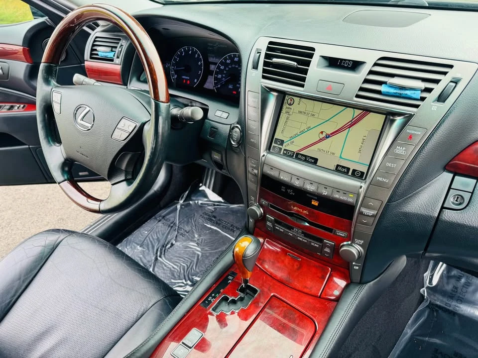 2009 Lexus LS 4th Gen - Image 13 of 17