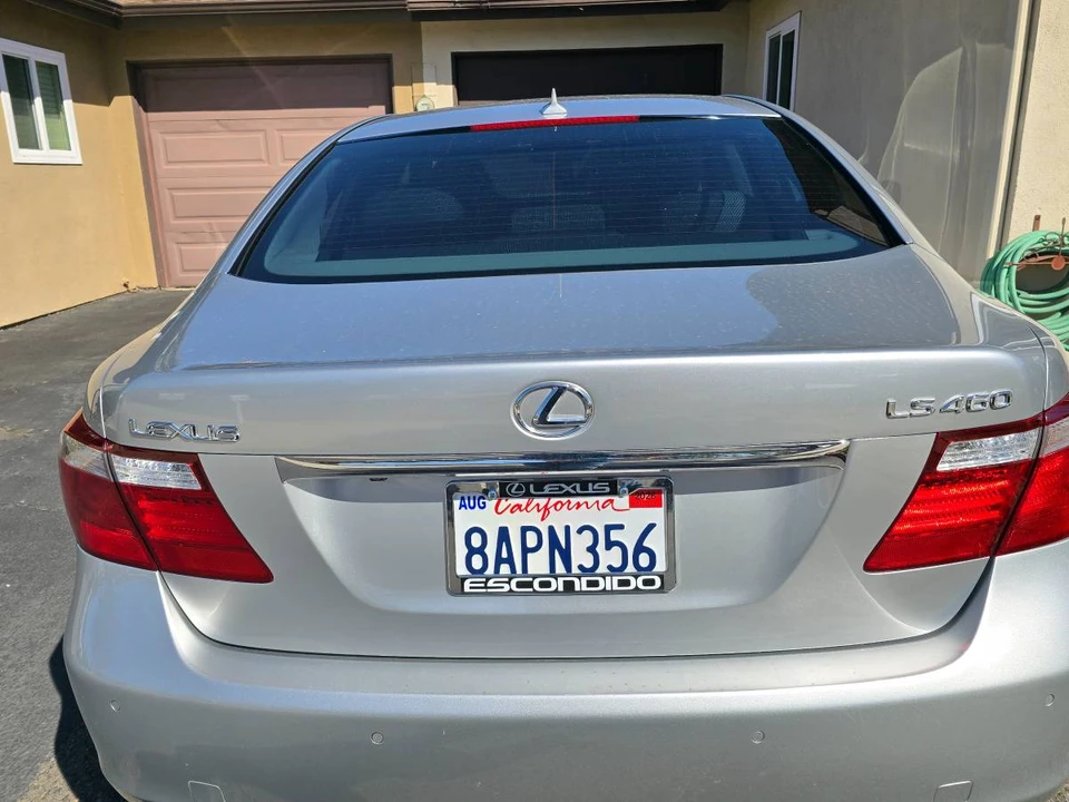 2009 Lexus LS 4th Gen - Image 16 of 20