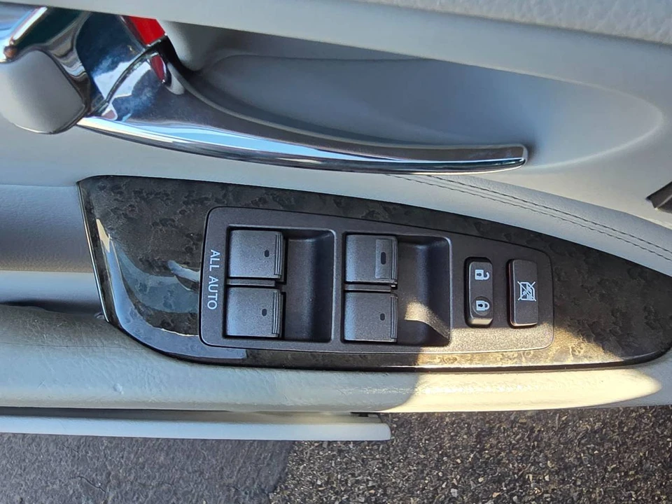 2009 Lexus LS 4th Gen - Image 19 of 20