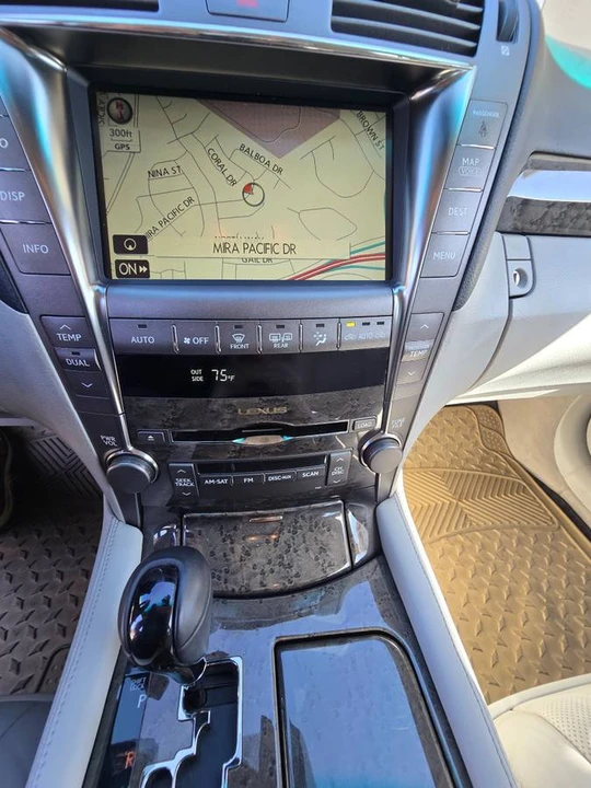 2009 Lexus LS 4th Gen - Image 6 of 20