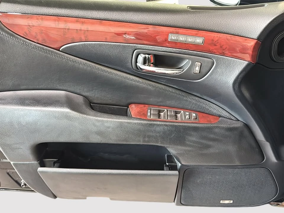 2009 Lexus LS 4th Gen - Image 18 of 20