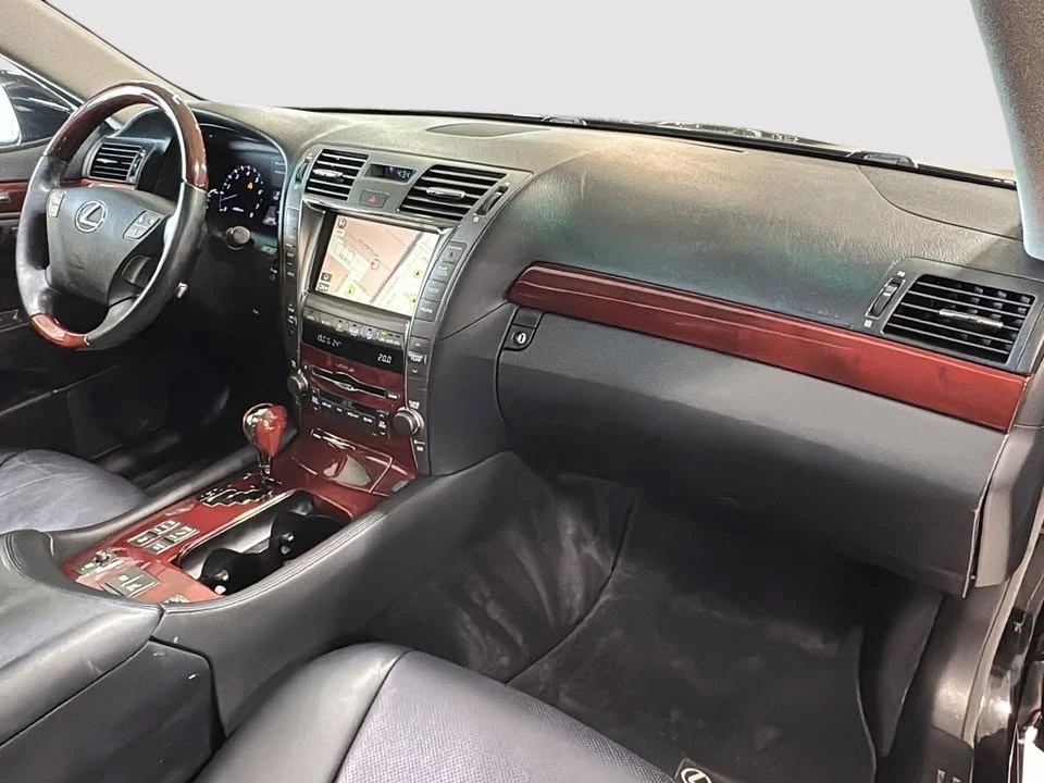 2009 Lexus LS 4th Gen - Image 17 of 20