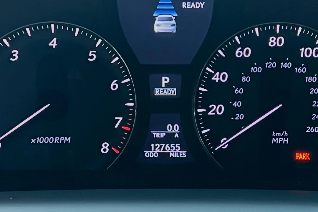 2009 Lexus LS 4th Gen - Image 29 of 31