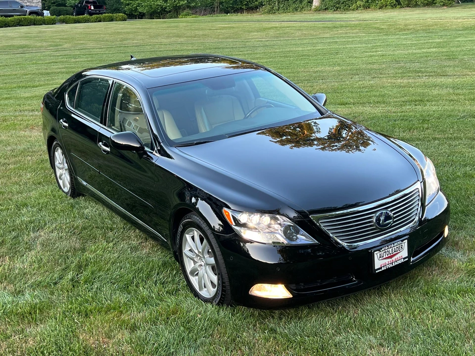 2009 Lexus LS 4th Gen - Image 12 of 31
