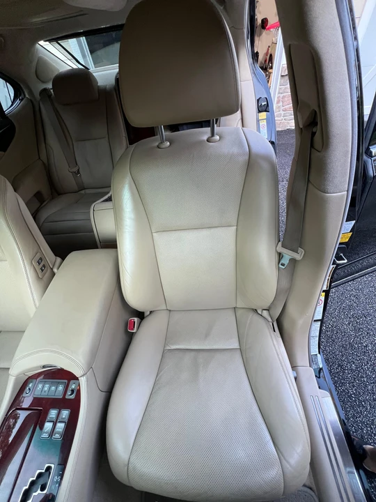 2009 Lexus LS 4th Gen - Image 30 of 31