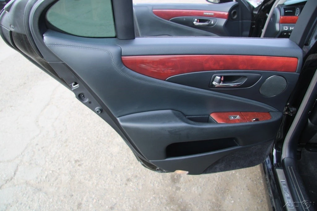 2009 Lexus LS 4th Gen - Image 21 of 21