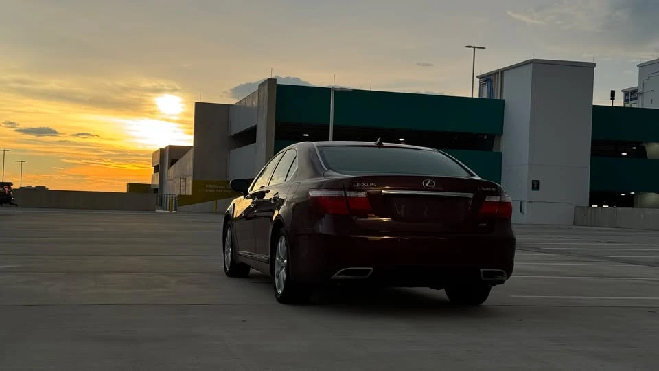 2009 Lexus LS 4th Gen - Image 14 of 15