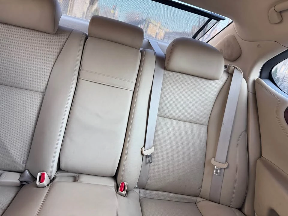 2009 Lexus LS 4th Gen - Image 5 of 9