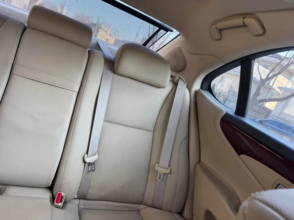 2009 Lexus LS 4th Gen - Image 3 of 9