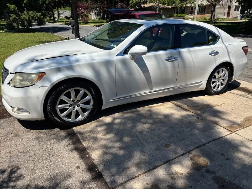 2009 Lexus LS 4th Gen - Image 2 of 8