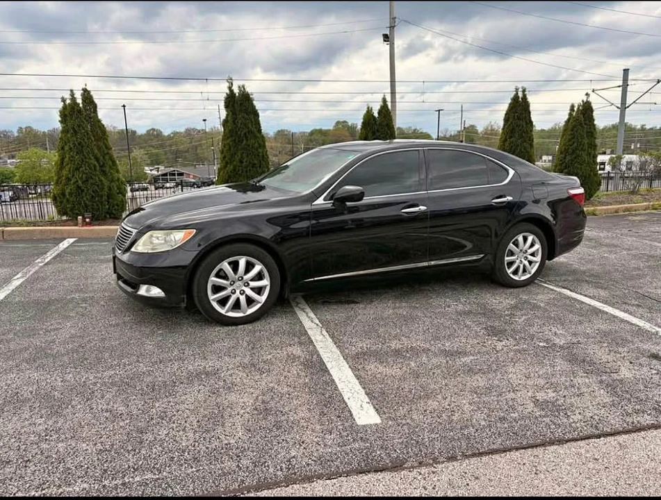 2009 Lexus LS 4th Gen - Image 2 of 5