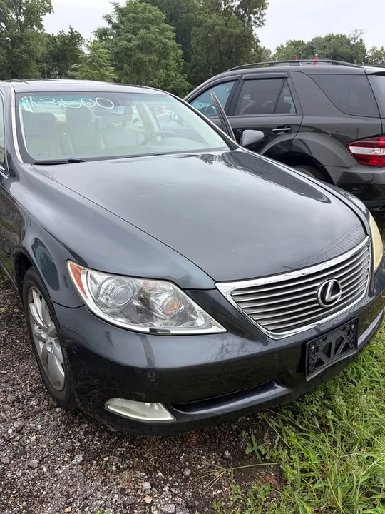 2009 Lexus LS 4th Gen - Image 6 of 7