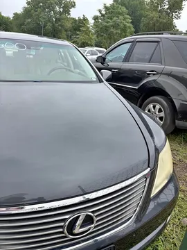 2009 Lexus LS 460 L Sedan 4D