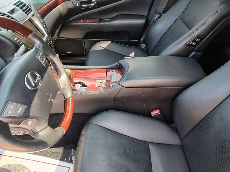 2009 Lexus LS 4th Gen - Image 16 of 20