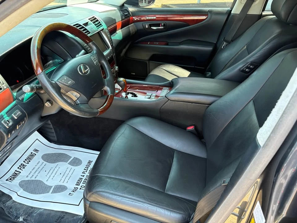 2009 Lexus LS 4th Gen - Image 9 of 16