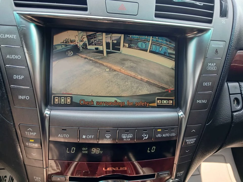 2009 Lexus LS 4th Gen - Image 15 of 20