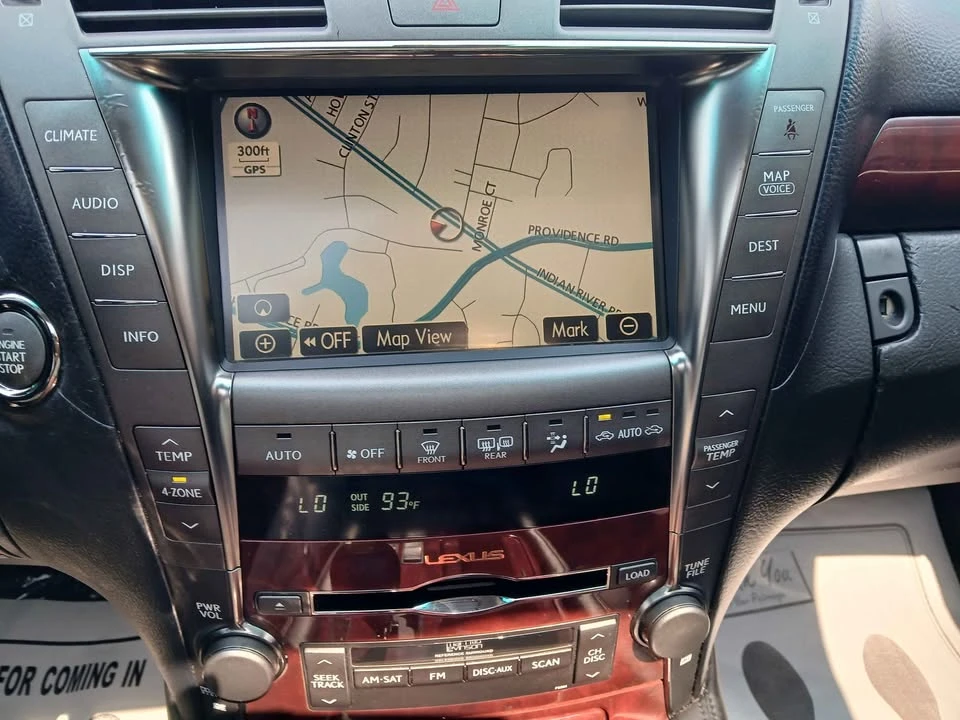 2009 Lexus LS 4th Gen - Image 12 of 20