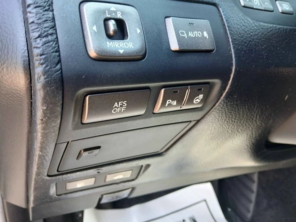2009 Lexus LS 4th Gen - Image 8 of 20