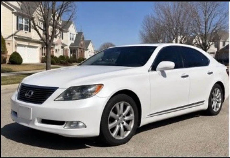 2009 Lexus LS 4th Gen - Image 2 of 5