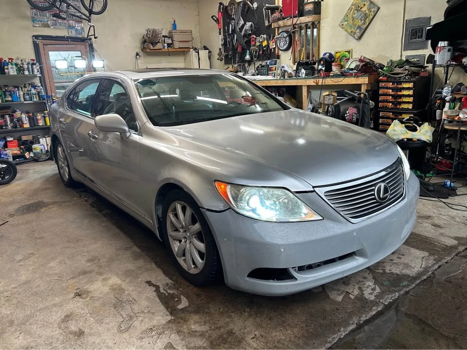 2009 Lexus LS 4th Gen - Image 2 of 5