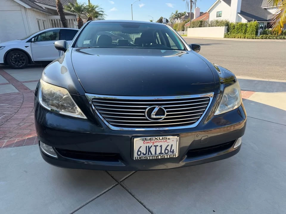 2009 Lexus LS 4th Gen - Image 12 of 14