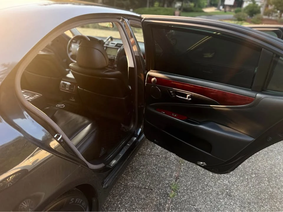 2009 Lexus LS 4th Gen - Image 6 of 20