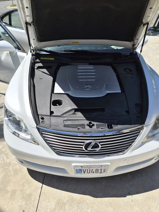 2009 Lexus LS 4th Gen - Image 2 of 20
