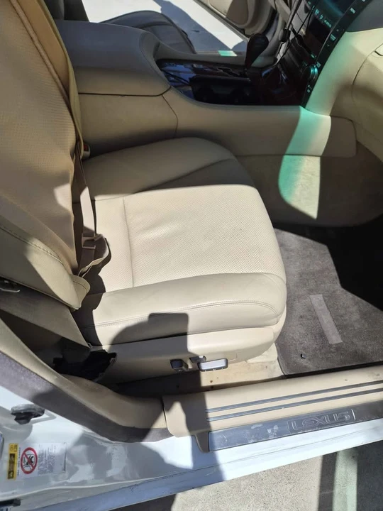 2009 Lexus LS 4th Gen - Image 14 of 20