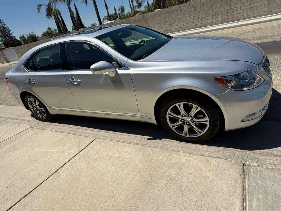 2009 Lexus LS 4th Gen - Image 4 of 14