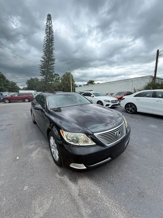 2009 Lexus LS 4th Gen - Image 4 of 17