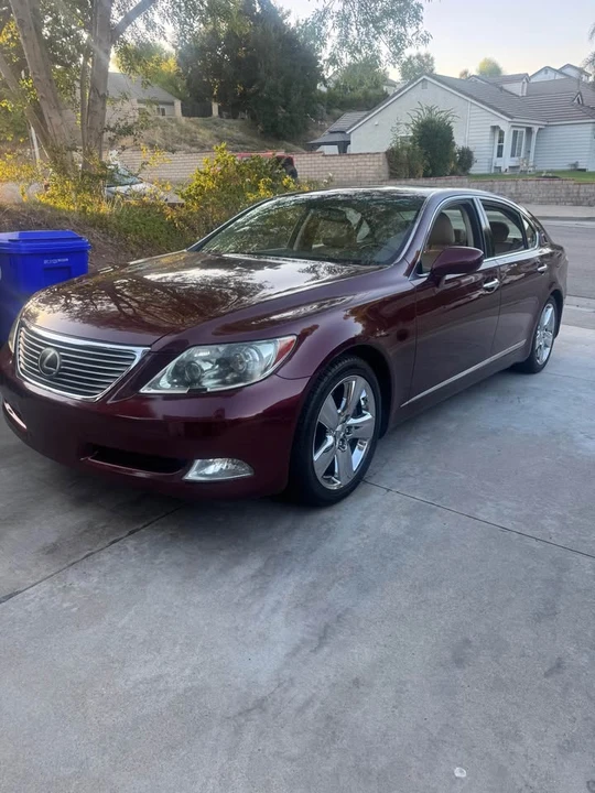2009 Lexus LS 4th Gen - Image 3 of 4