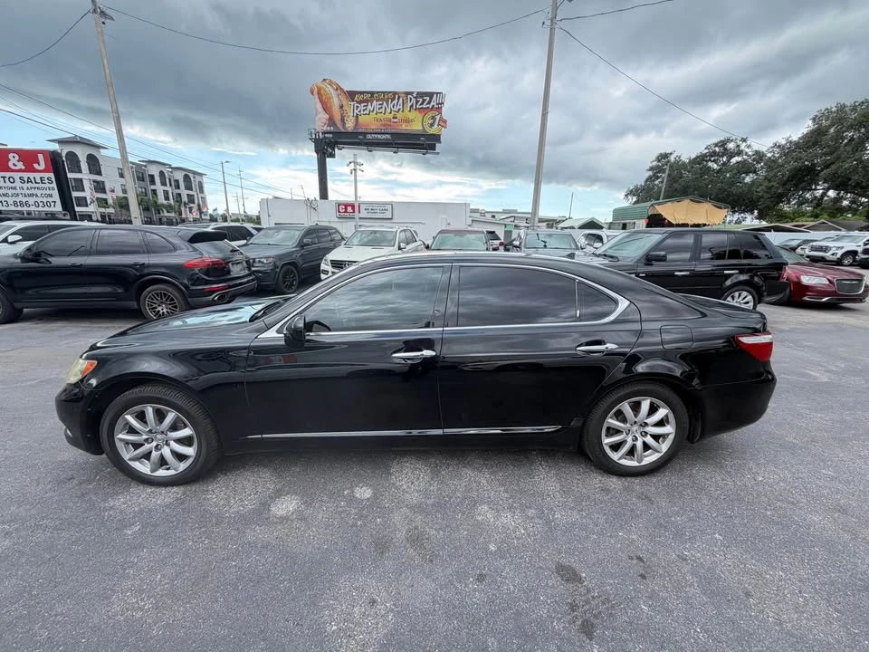 2009 Lexus LS 4th Gen - Image 3 of 17