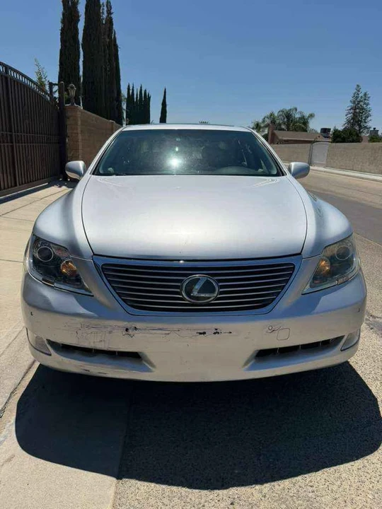 2009 Lexus LS 4th Gen - Image 5 of 14