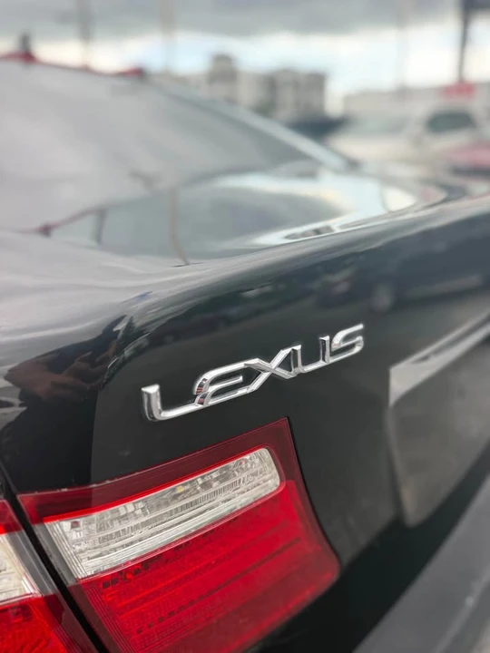 2009 Lexus LS 4th Gen - Image 7 of 17
