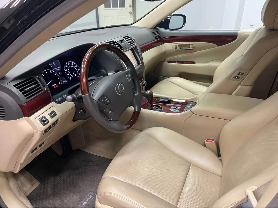 2009 Lexus LS 4th Gen - Image 12 of 20
