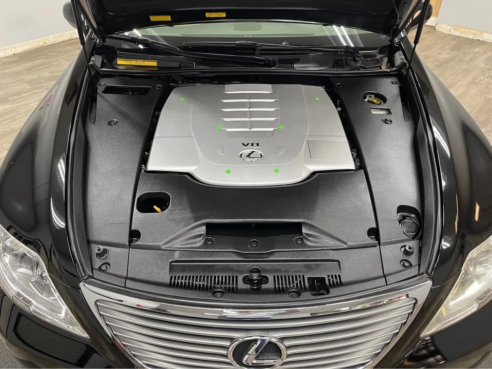 2009 Lexus LS 4th Gen - Image 18 of 20