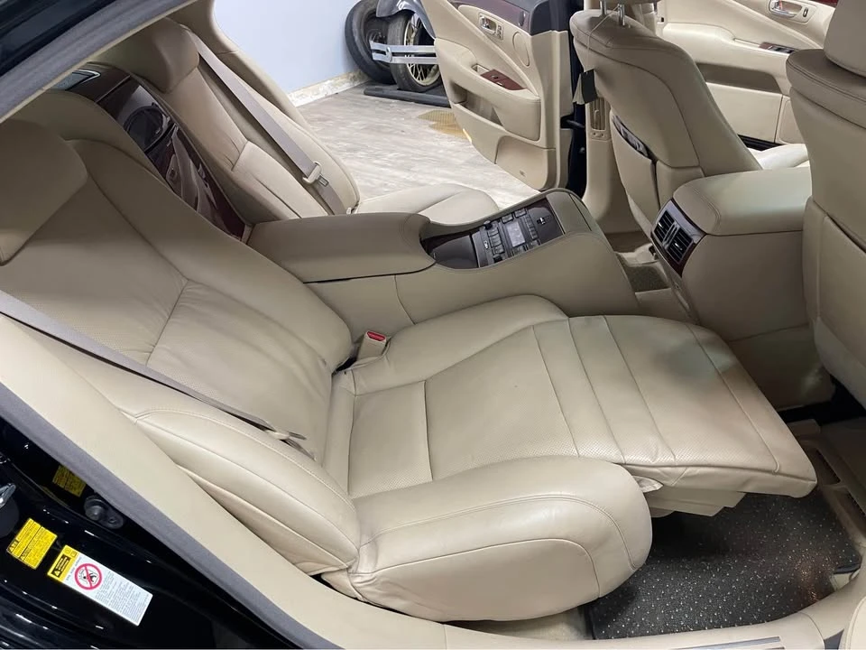 2009 Lexus LS 4th Gen - Image 9 of 20