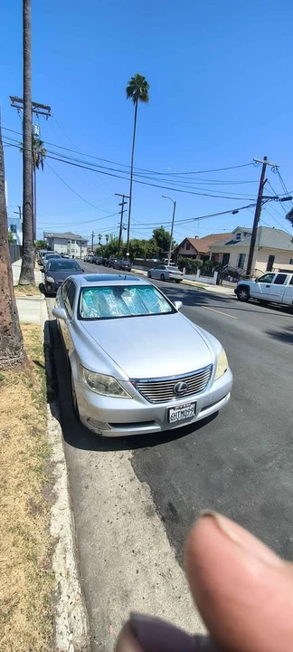 2009 Lexus LS 4th Gen - Image 4 of 7