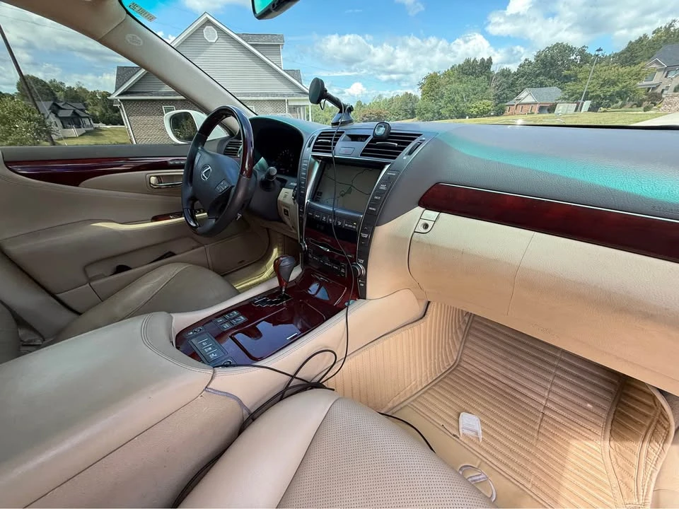 2009 Lexus LS 4th Gen - Image 18 of 20