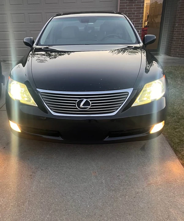 2009 Lexus LS 4th Gen - Image 5 of 12