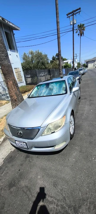 2009 Lexus LS 4th Gen - Image 5 of 7