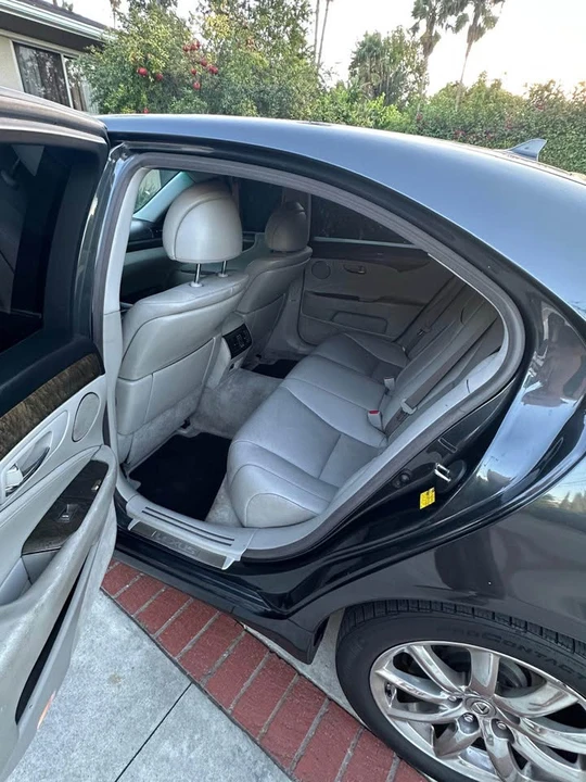 2009 Lexus LS 4th Gen - Image 9 of 15
