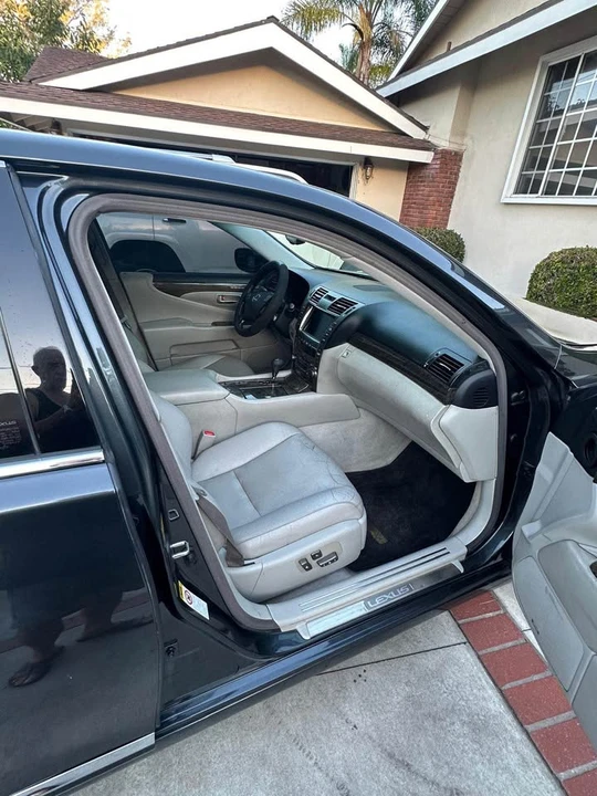 2009 Lexus LS 4th Gen - Image 7 of 15