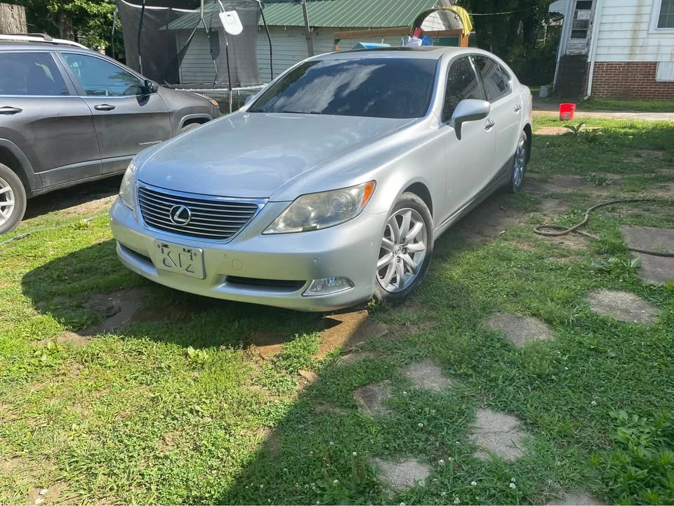 2009 Lexus LS 4th Gen - Image 4 of 11